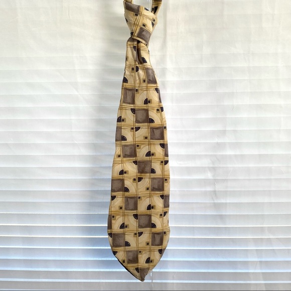 River Brand By Arrow Cream and Brown Square Tie - Picture 2 of 8